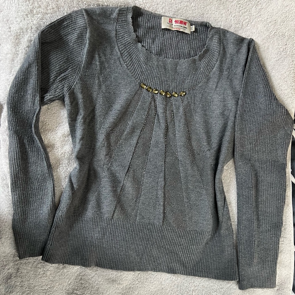 Pure cashmere and wool sweater